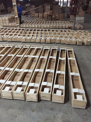 玻璃托盤(pán)包裝箱 高效安全的出口包裝解決方案